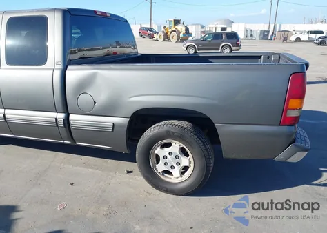2001 Chevrolet Silverado 1500 Ls z USA, uszkodzony, nr VIN 2GCEC19V111128089